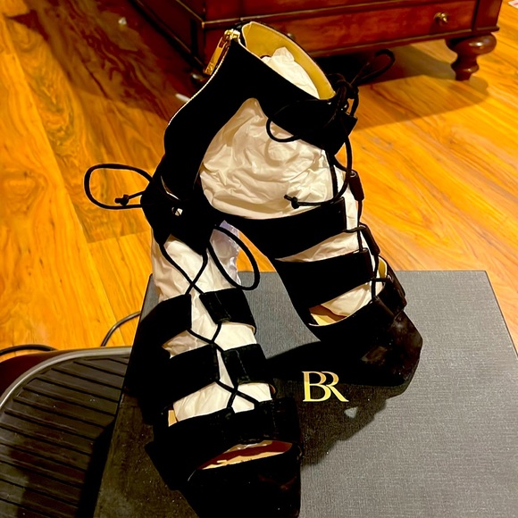Banana Republic Black Suede Fall Gladiators worn twice - Picture 1 of 7